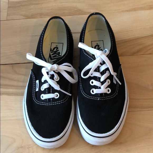 Vans Shoes - Vans authentic black
